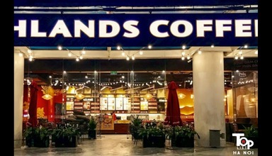 Highlands Coffee tại Cầu Giấy