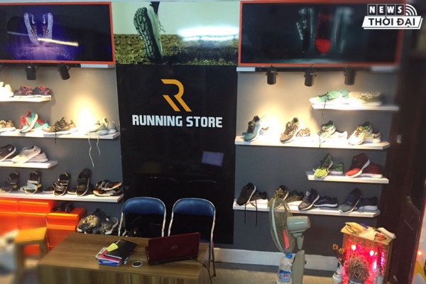 Cửa hàng giày Running store