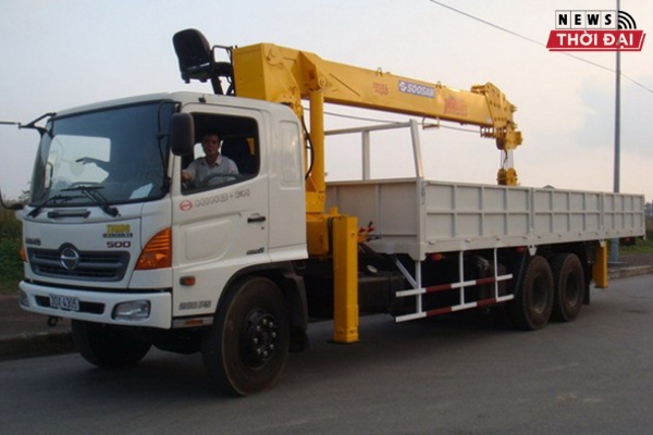 thue-xe-cau-tphcm-1 Dịch vụ thuê xe cẩu TPHCM ở Xuân Mười